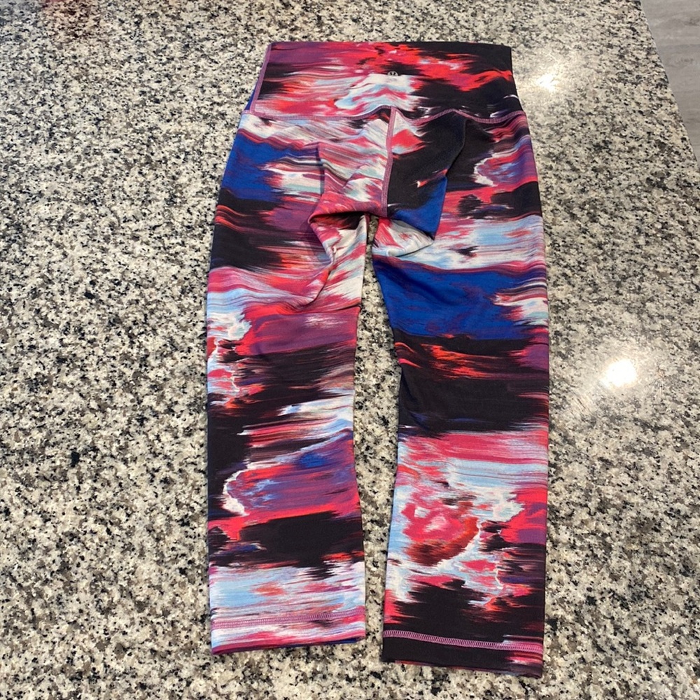 Lululemon Athletic Leggings. Size 5/6. Multicolor